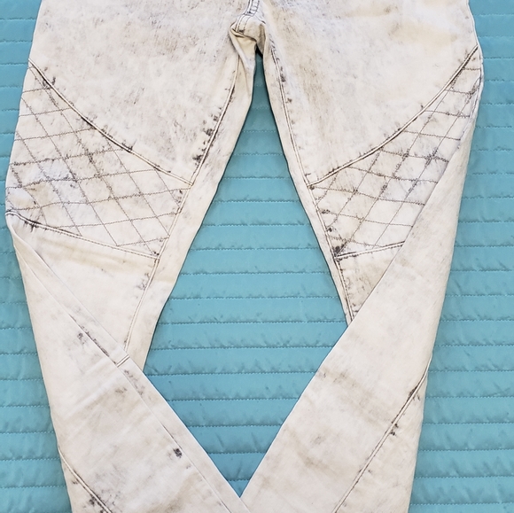 Guess jeans - Picture 2 of 3